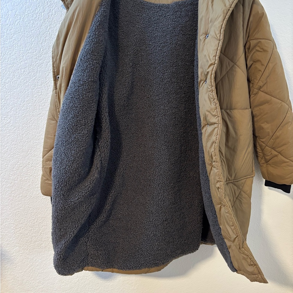 Zara Women's Tan Quilted Puffer Jacket with Sherpa Lining Size 11-12 Brown - Picture 3 of 5
